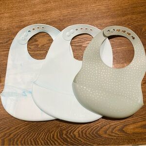 Three Silicone Unisex Baby Bibs